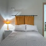 Contessa Elli Residences 아파트