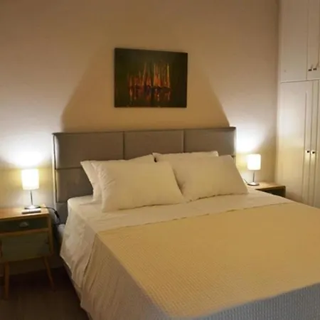 Contessa Elli Residences *